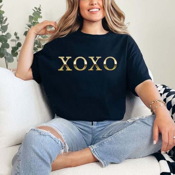 Xoxo Shirt Unisex College Tee Everyday Love T-shirt Gift - Picture 2 of 8